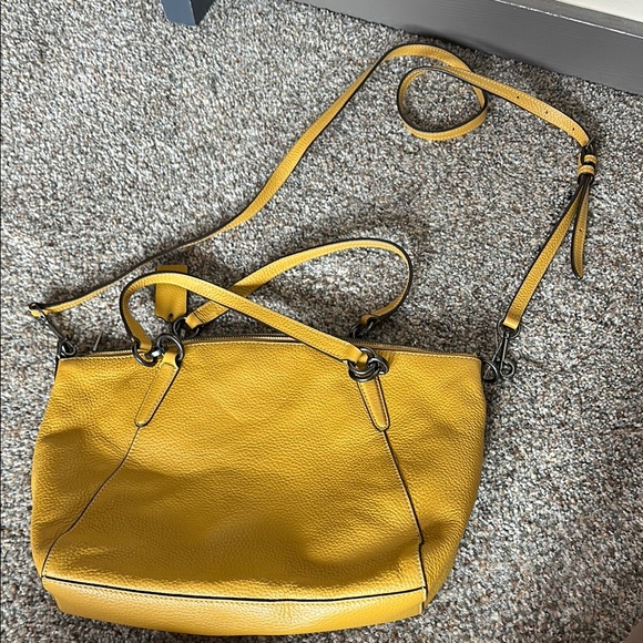 Coach Yellow Leather Women's Bag - Picture 3 of 15